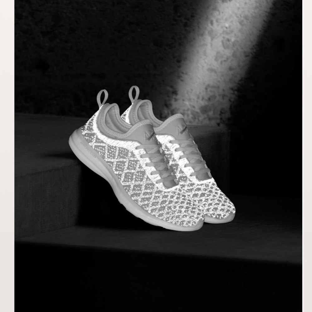Apl techloom special edition woman sneakers